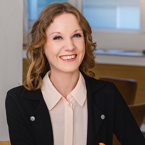 Dr. Juliane Schwab
