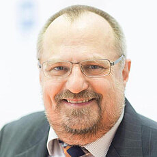  Michael Schneider