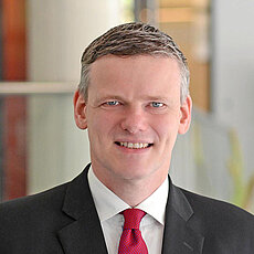 Jens-Uwe Heuer-James