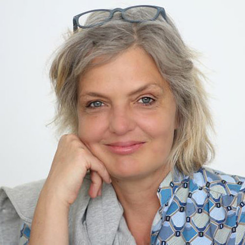  Ina Abraham