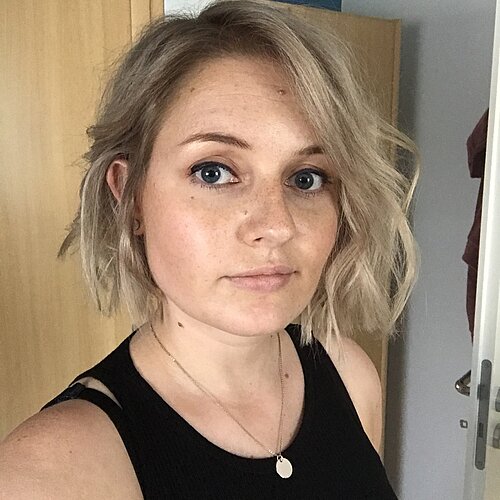  Daria Schuster