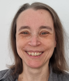 Dr Gesine Stanienda