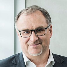  Edgar Hellfritsch