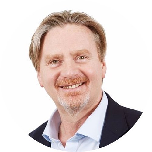  Alan Hall