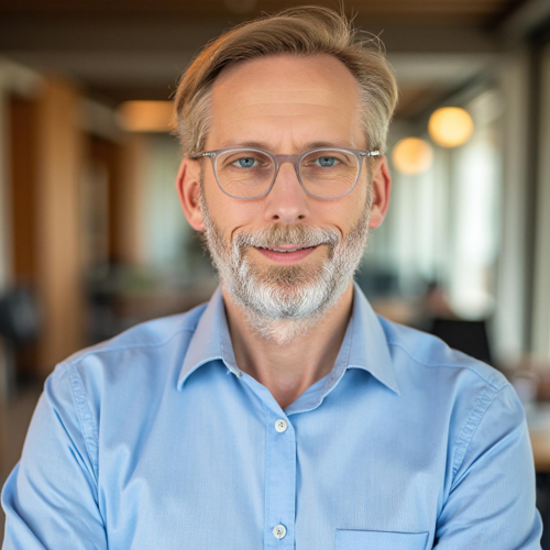  Torsten Lind
