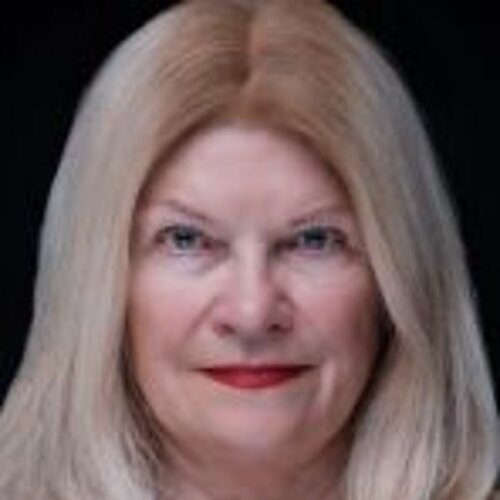 Dr Adriane Rinsche