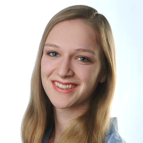  Christina Steuer