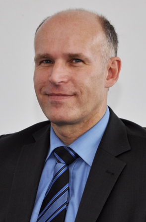 Dr. Rolf Keller